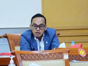 Waka Komisi III DPR Minta Dalang di Balik Pagar Laut Tangerang Ditindak Tegas Waka Komisi III DPR Minta Dalang di Balik Pagar Laut Tangerang Ditindak Tegas