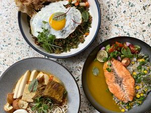 Salmon Woku dan Laksa Iga Kini Bisa Dinikmati di Hotel Lifetsyle Ternama