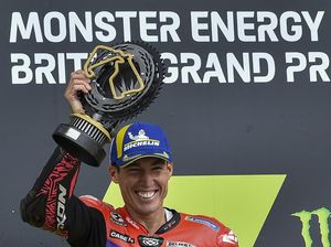 Semringah Aleix Espargaro Menang Dramatis di MotoGP Inggris 2023