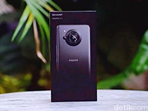 Unboxing Sharp Aquos R7s: Kameranya Gahar