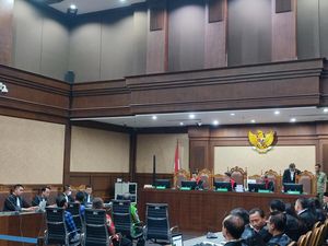 Sopir Lukas Enembe Sempat Tolak Jadi Saksi, Hakim: Anda Takut?