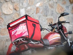 Ternyata Begini Tips Pangkas Biaya Pengiriman Makanan Online! Ternyata Begini Tips Pangkas Biaya Pengiriman Makanan Online!