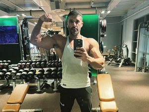 Viral Bodyguard Ganteng di Konser Beyonce, Bikin Netizen Penasaran