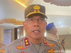 Massa Blokade Jalan Trans Papua Barat Tuntut Pelaku Begal Pendeta Bayar Denda