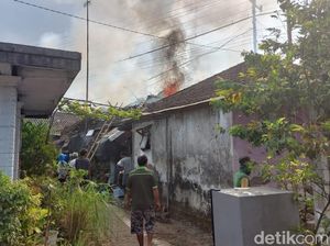 Dua Rumah di Pasuruan Terbakar gegara Lupa Matikan Kompor Dua Rumah di Pasuruan Terbakar gegara Lupa Matikan Kompor