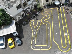 Saeful Hanya Perlu Ketenangan Biar Lulus Praktik SIM C Model Baru Saeful Hanya Perlu Ketenangan Biar Lulus Praktik SIM C Model Baru