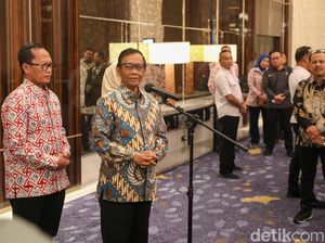 Mahfud Md Usut Beking di Kasus Transaksi Janggal Rp 349 T Mahfud Md Usut Beking di Kasus Transaksi Janggal Rp 349 T