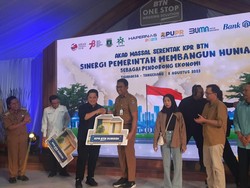 Resmikan Akad Massal KPR, Erick Thohir: 81 Juta Milenial Belum Punya Rumah