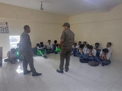 23 Pelajar Bolos di Warkop Lamongan Terjaring Razia Kasih Sayang Satpol PP