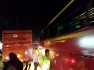 Ruas Jalan Nasional Pandeglang Kini Bisa Dilalui Usai Sempat Terputus