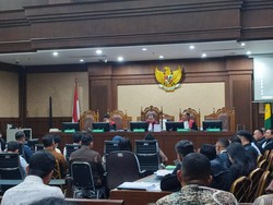 Hakim Heran Konsultan Cuma Usul Jadwal Lelang BTS Kominfo Dibayar Rp 340 Juta