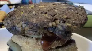 Tampilannya Buruk, 10 Makanan Ini Bikin Pembeli Kecewa Berat