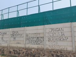 Berita dan Informasi Tembok pembatas pik 2 Terkini dan Terbaru Hari ini