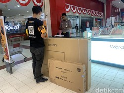 Cerita Melisa Borong TV Murah Saat Transmart Full Day Sale di Medan