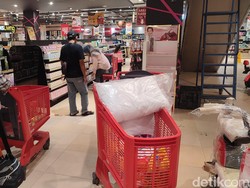 Full Day Sale di Transmart Semarang, Barang Elektronik Laris Manis