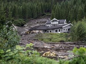 Badai Hans Sebabkan Banjir dan Longsor di Norwegia, Begini Potretnya