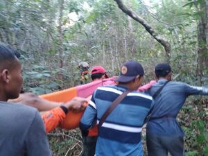 Perkara Minta HP Remaja Hilang 3 Hari, Ditemukan Lemas di Hutan Muntuk Perkara Minta HP Remaja Hilang 3 Hari, Ditemukan Lemas di Hutan Muntuk