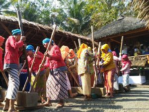 Mengenal 4 Kesenian Buhun di Ciamis yang Masih Eksis Mengenal 4 Kesenian Buhun di Ciamis yang Masih Eksis