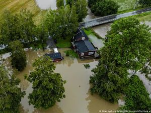 Hujan Lebat Akibatkan Banjir-Tanah Longsor di Skandinavia