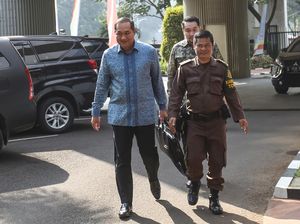 Momen M Lutfi Tiba di Kejagung Untuk Diperiksa