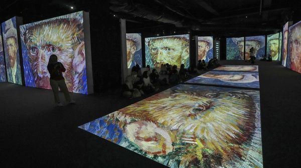 Masuk ke Dunia Van Gogh Alive di Jakarta