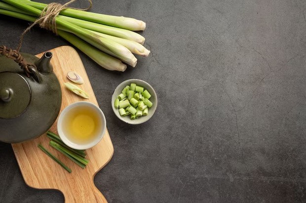 Serai ampuh untuk usir kecoak di rumah