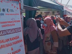 Sembako Murah di Pameran Pembangunan Pertanian Klaten Diserbu Warga