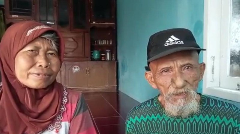 Bahagianya Mak Enih Punya Rumah Baru Berkat Donasi Sahabat Baik