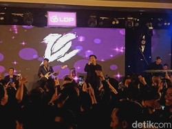 Denny Caknan Bius Penonton Spirit Java Fest Kota Madiun