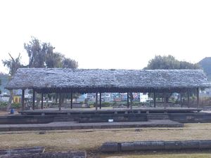 Dieng Minus 3,61 Derajat, Atap Dharmasala di Kompleks Candi Arjuna Memutih