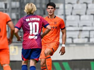 Carabao Cup: Potensi Elkan Baggott Main Lawan Klub Liga Inggris