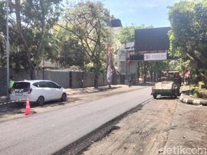 Pengaspalan Seluruh Jalan Surabaya Ditarget Rampung 2026 Pengaspalan Seluruh Jalan Surabaya Ditarget Rampung 2026