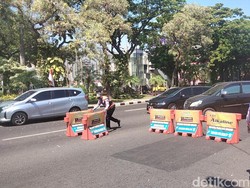 Sempat Tutup 2 Jam, Darmo Kini Bisa Dilewati Meski Pengaspalan Belum Tuntas