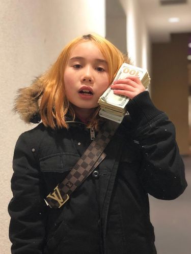 Kematiannya Menuai Misteri, Ini 5 Potret Rapper Lil Tay