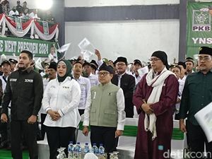 Cak Imin Hadiri Acara Relawan di GOR Jonggol Bogor