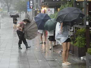 Korsel Bersiap Hadapi Badai Khanun, Batalkan Penerbangan dan Layanan Feri