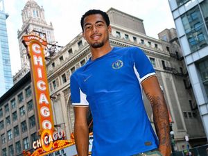 Bek Muda Chelsea Pede Raih Trofi Musim Ini Bek Muda Chelsea Pede Raih Trofi Musim Ini