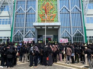Duduk Perkara Geger Makanan Basi saat Wajib Mondok di UIN Semarang Duduk Perkara Geger Makanan Basi saat Wajib Mondok di UIN Semarang