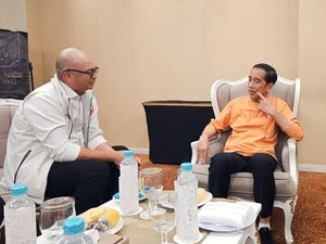 Relawan ABJ Ungkap Jokowi Minta Tak Usah Tanggapi Manuver Menyudutkan Relawan ABJ Ungkap Jokowi Minta Tak Usah Tanggapi Manuver Menyudutkan