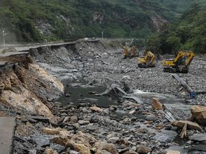 Potret Kerusakan Akibat Banjir di Beijing, Jumlah Korban Tewas Bertambah Potret Kerusakan Akibat Banjir di Beijing, Jumlah Korban Tewas Bertambah