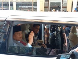 Prabowo-Gibran Unggul di Survei LSI Denny JA