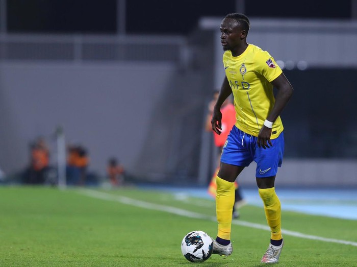 Sadio Mane tampil penuh saat Al Nassr bersua Al Sortha di semifinal Arab Club Champions Cup, Rabu (9/8/2023). Dia dipasangkan dengan Cristiano Ronaldo dan Talisca di lini serang The Global Club.