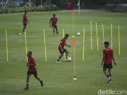 Diketahui, sebanyak 17 pemain hadir dalam sesi latihan tersebut.