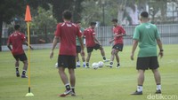 Sementara, enam lainnya masih absen.