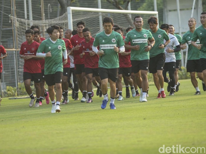 Semringah Timnas Indonesia U-23 Jalani Latihan Perdana Jelang Piala Asia