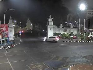 Pengemudi SUV Pelaku Tabrak Lari di Simpang Gladak Ternyata Anak Raja Solo