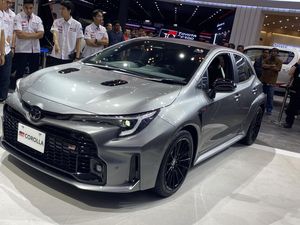Tampil Lebih Sangar dan Sporty, Ini Spesifikasi GR Corolla Tampil Lebih Sangar dan Sporty, Ini Spesifikasi GR Corolla