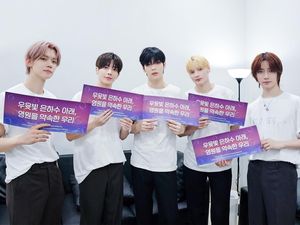 Terperangkap di Dunia Magis TXT di Konser  Jakarta