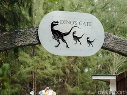 Dinos Gate Batam, Tempat Wisata Hits untuk Mengenal Dinosaurus