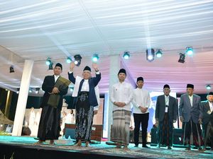 Hadiri Haul, Wapres Maruf Amin Berharap Dapat Berkah Sunan Bonang Hadiri Haul, Wapres Maruf Amin Berharap Dapat Berkah Sunan Bonang